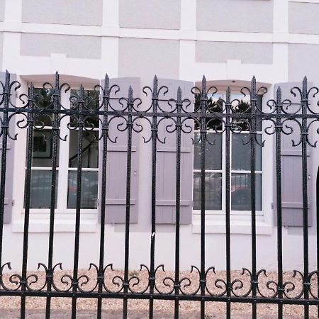 Le 2 Pieces Avec Parking Prive Apartment Онфльор Екстериор снимка